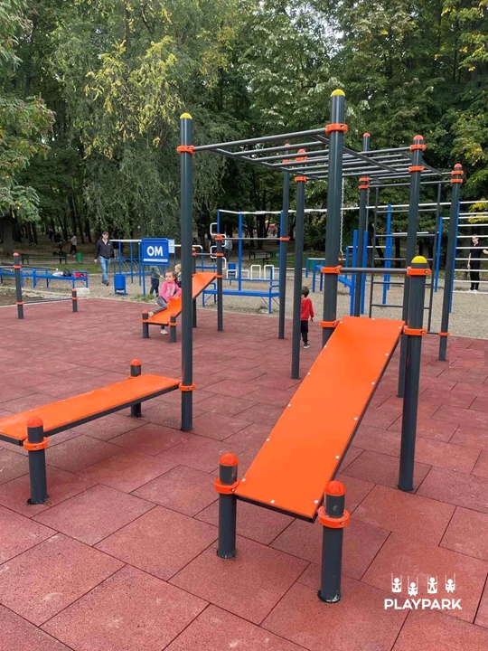 Bancă abdomene C-019 pe cleme – workout [1]
