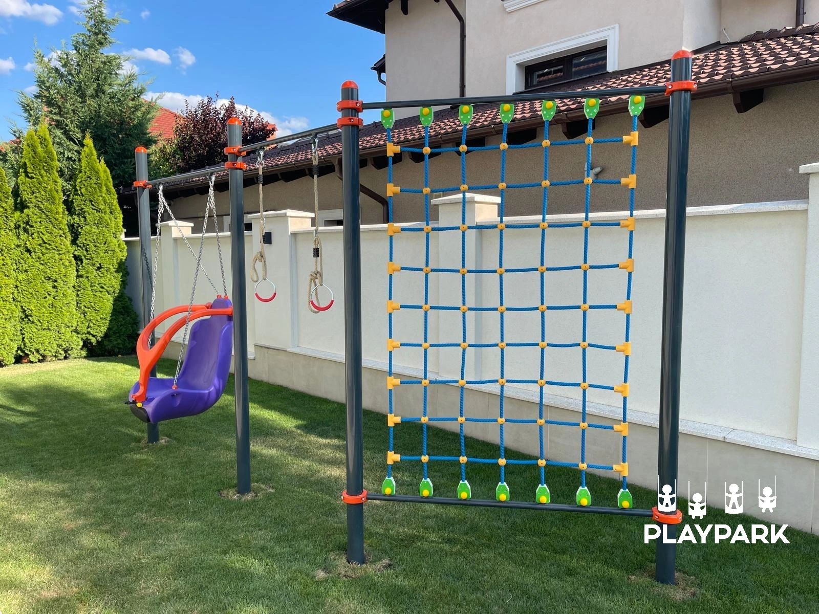 Детский спортивный комплекс Workout KIDS C-104 с турником, кольцами, сеткой и подвесной качелей [1]