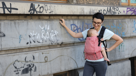 Luna Una Nereida rosu [3]