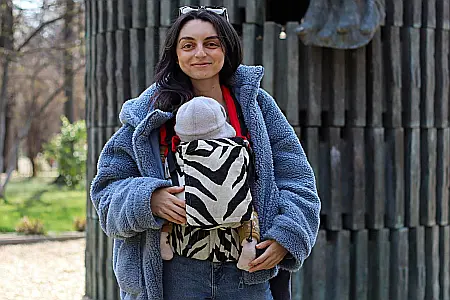 Luna Una Zebra Rosu [1]