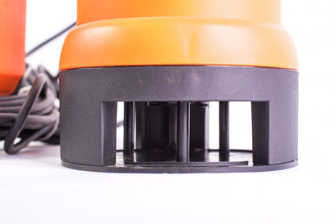 Pompa Apa Murdara Submersibila din Plastic, Putere 750 W, Inaltime refulare 8 M, 1 Tol, 1300 l/h, Micul Fermier [5]