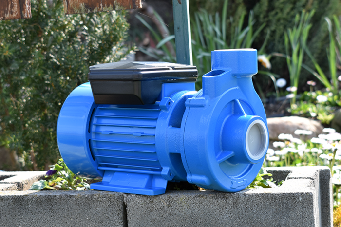 Pompa de suprafata centrifuga, 1.5 toli, debit 16 m3/h, aspiratie de la 8 m, putere 750 w, Gmax DK-20 [6]