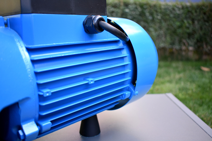 Pompa de suprafata Gmax HFM-100, putere 3 kw, 3 toli, aspiratie de la 8 m, debit 60 m3/h [7]