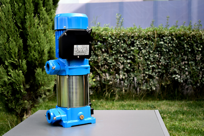 Pompa multietajata autoamorsanta verticala Gmax HMC90-4SV, 1 HP, 5,4 m³/h, Hmax 45 m, presiune 4,5 bar, 1 tol [7]