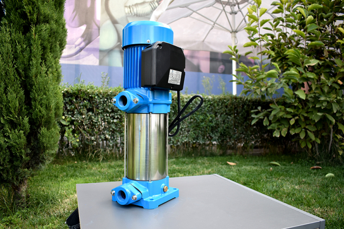 Pompă multietajată autoamorsantă verticală trifazată Gmax HMC90-7SV, 2 HP, 5,4 m³/h, aspiratie de la 8 m, Hmax 82 m, presiune 8,2 bar, 1 tol [2]