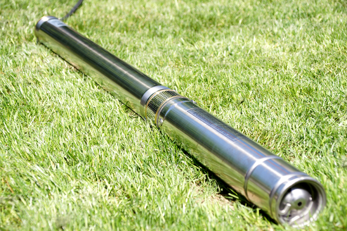 Pompa submersibila Gmax 75QJD, diametru pompa 75mm, debit apa 2.8 m3/h, coloana apa 55 m, putere 370 w [5]