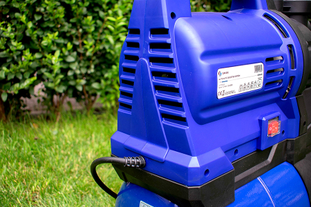 Hidrofor de mare putere Gmax JGP110022C, debit 4.2 m3/h, putere 1.1 kw, refulare 45 m, aspirare 8 m, bazin 19 l [5]