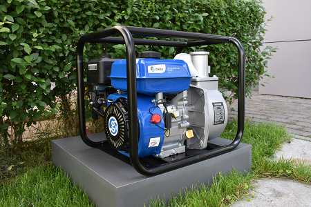 Motopompă pe benzină Gmax TG30CX, 3 toli, putere 7 Cp, debit 58 m³/h, Hmax 28 m, motor 4 timpi OHV [6]