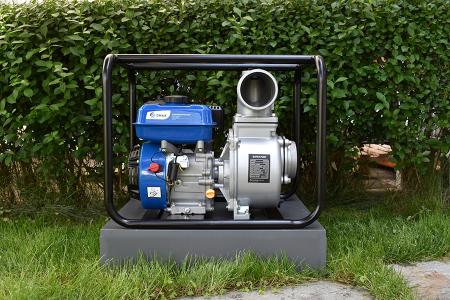 Motopompă pe benzină Gmax TG40CX, 4 toli, putere 7 Cp, debit 80 m³/h, Hmax 26 m, motor 4 timpi OHV [1]