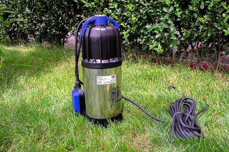 Pompa submersibila Gmax QDP Q1000127-4P, debit maxim 6,5 m3/h, putere 1 kw, aspiratie 7 m, coloana de apa 40 m [1]