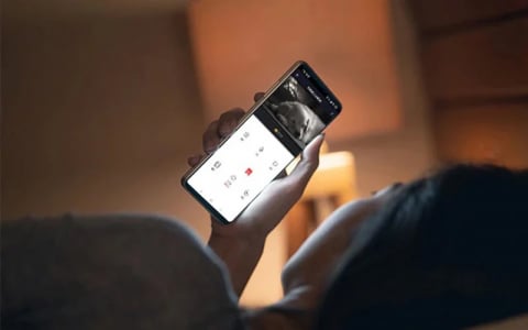 Camera Wi-Fi rotativa de interior [5]