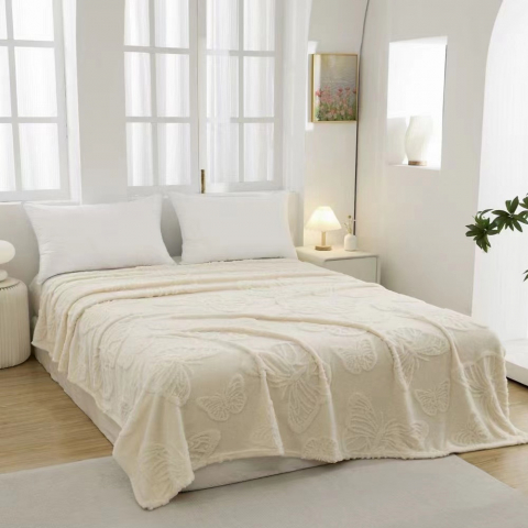 Textile - Patura Poro Plush pufoasa model fluturi, Crem