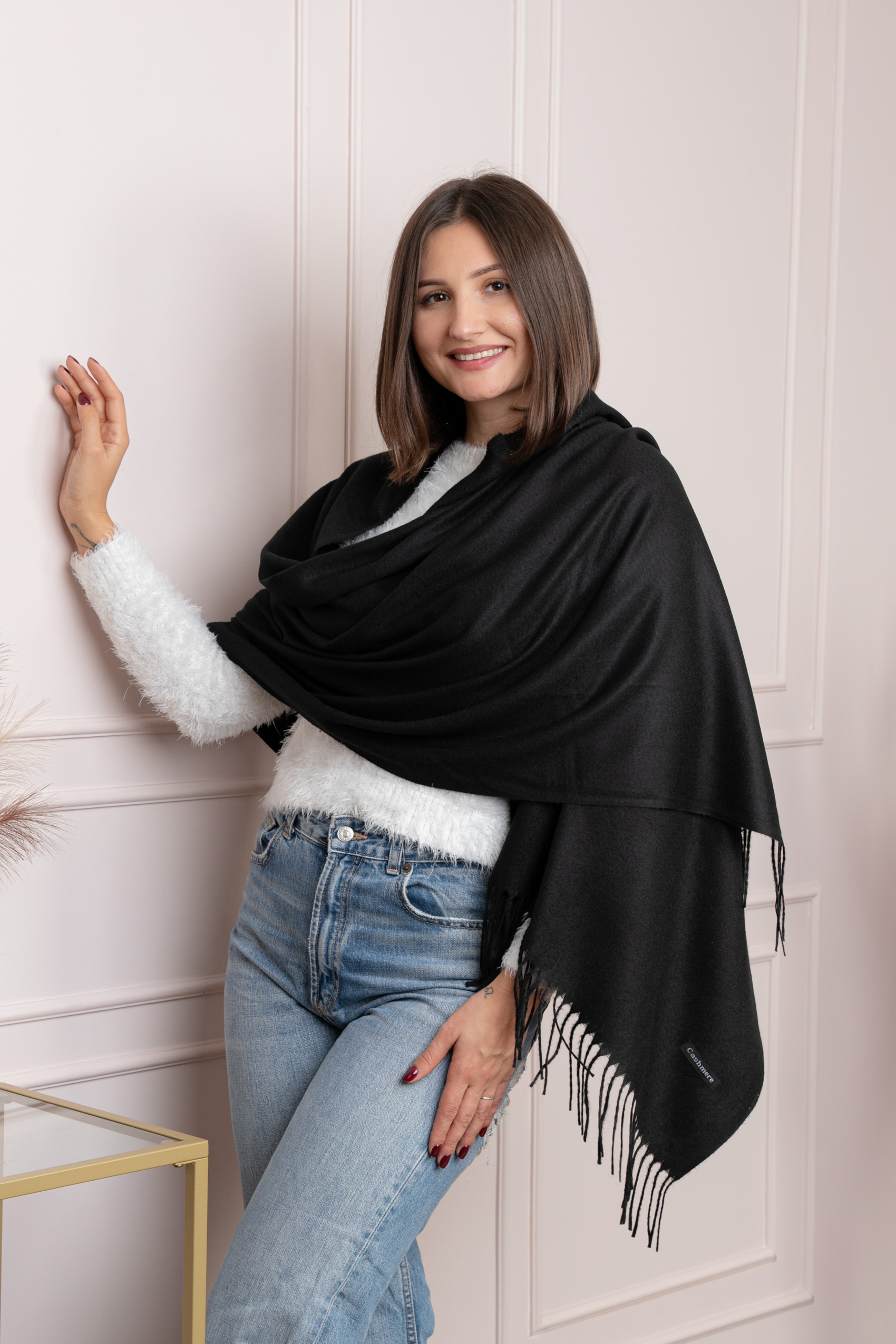 Esarfe si saluri - Sal dama negru cu franjuri Farrah