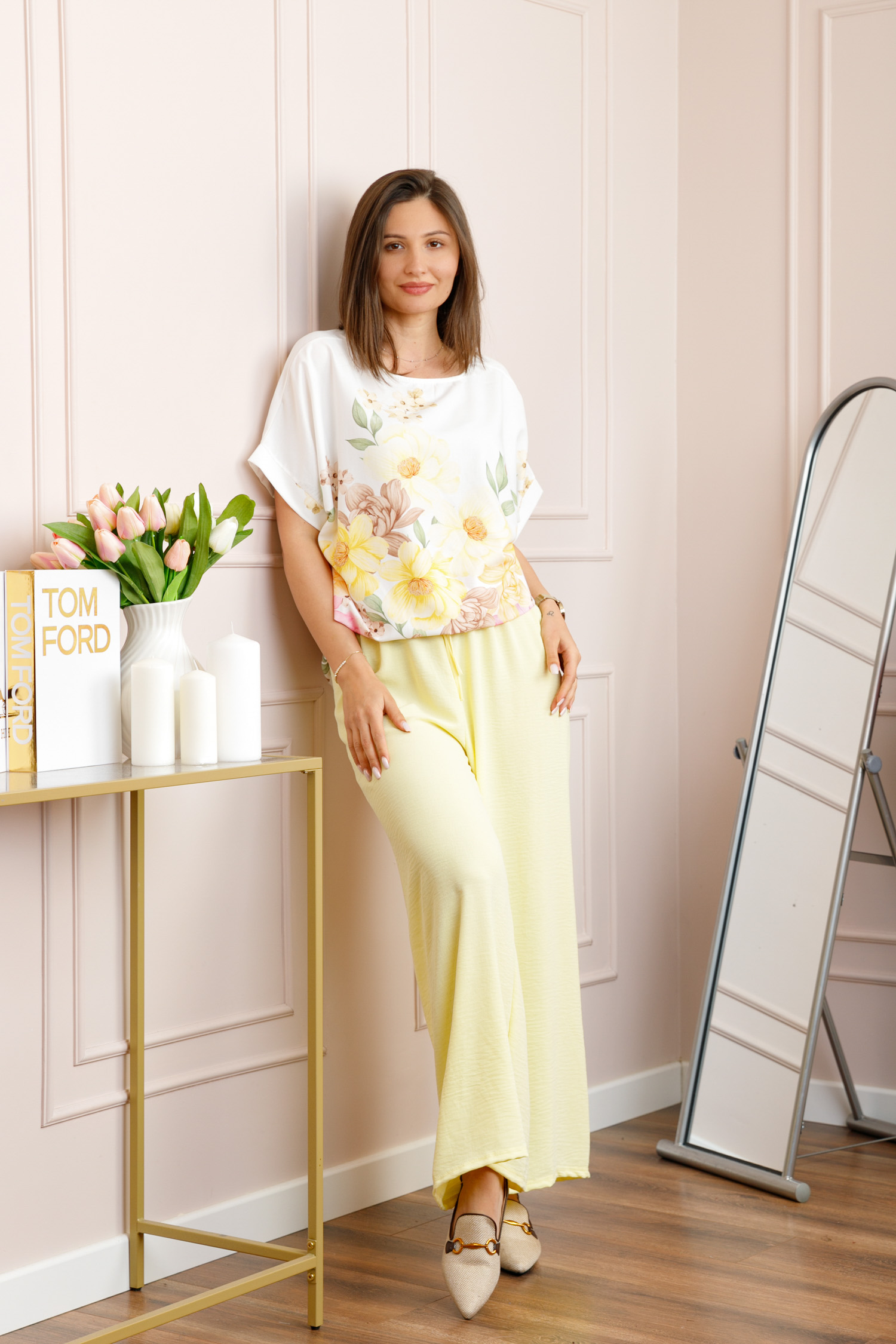 Compleuri - Compleu dama Deborah cu bluza vaporoasa si pantaloni largi - Galben pastel