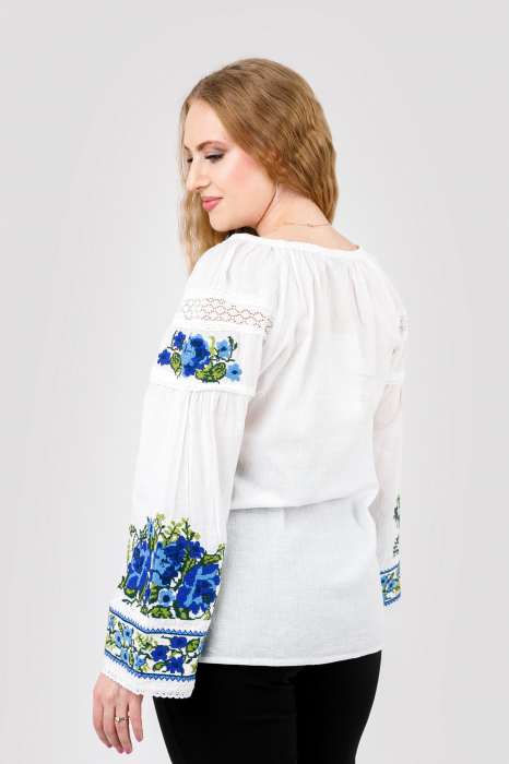 Bluza alba cu motiv floral albastru Francesca 06 [3]