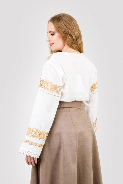 Bluza alba cu motiv floral auriu Samira [3]