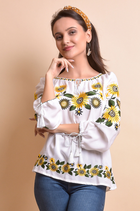 Bluza alba cu motiv floral galben Catrinel 04 [7]