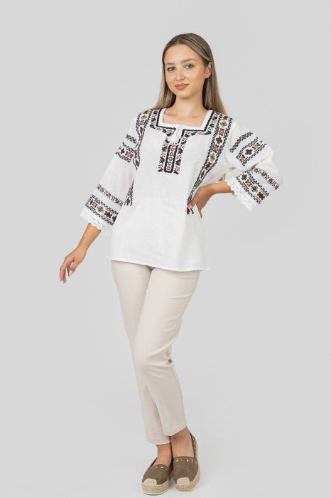 Bluza alba cu motiv floral maro Gisela [4]