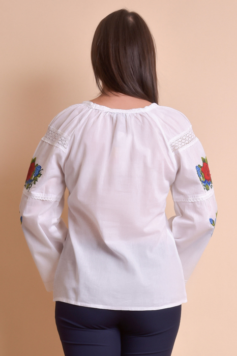 Bluza alba cu motiv floral multicolor Daciana [6]