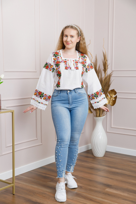 Bluza alba cu motiv floral multicolor Mirabela [5]