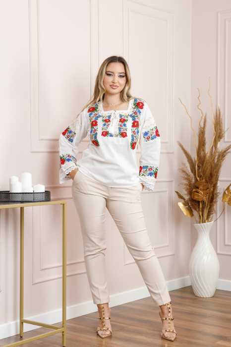 Bluza alba cu motiv floral rosu Adina 01 - maneca lunga [5]