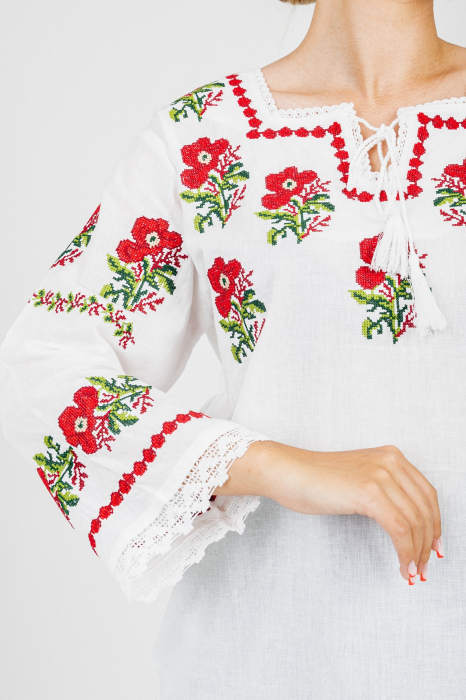 Bluza alba cu motiv floral rosu Amelia [2]