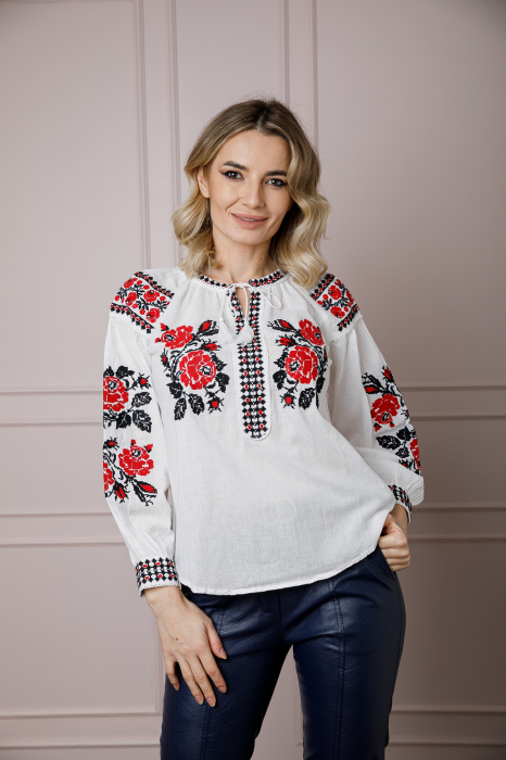Bluza alba cu motiv floral rosu Angelina 01 [4]