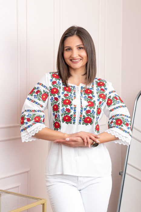 Bluza alba cu motiv floral rosu Fabiana 02 [3]