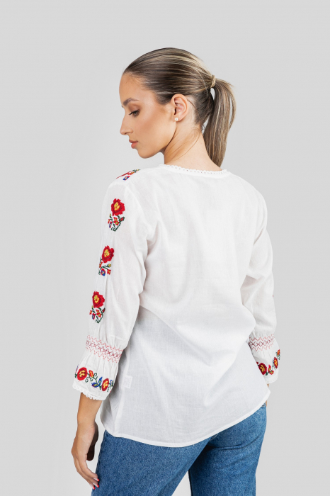 Bluza alba cu motiv floral rosu Isabela 01 [3]
