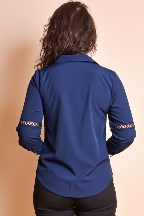 Bluza albastra cu dantela pe maneca [4]