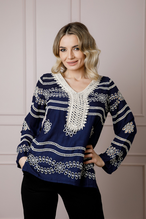 Bluza bleumarin cu motiv floral crem Alessia 01 [4]