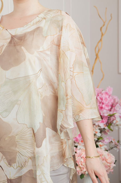Bluza crem din voal cu maneci largi si imprimeu floral [2]