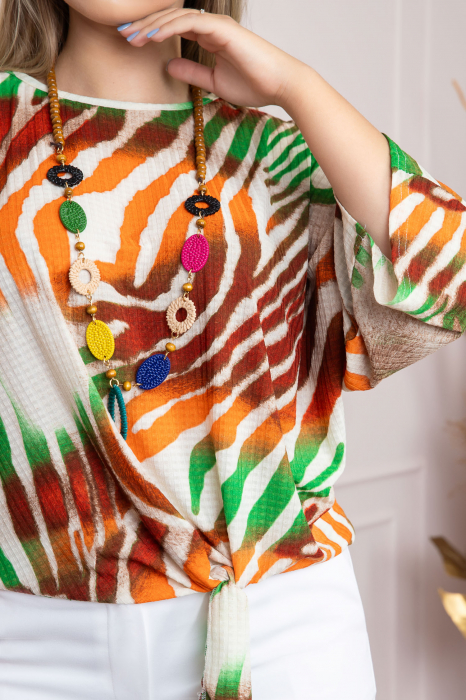 Bluza cu imprimeu zebra orange si colier decorativ [2]