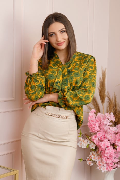 Bluza eleganta Giuliana cu maneci bufante si imprimeu floral verde