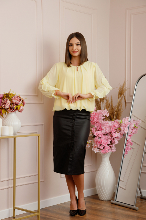 Bluza eleganta Julienne cu volanase si nasture stilizat - Galben [4]