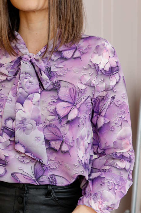 Bluza eleganta Nathalie cu funda la gat si imprimeu cu fluturi mov pastel [2]