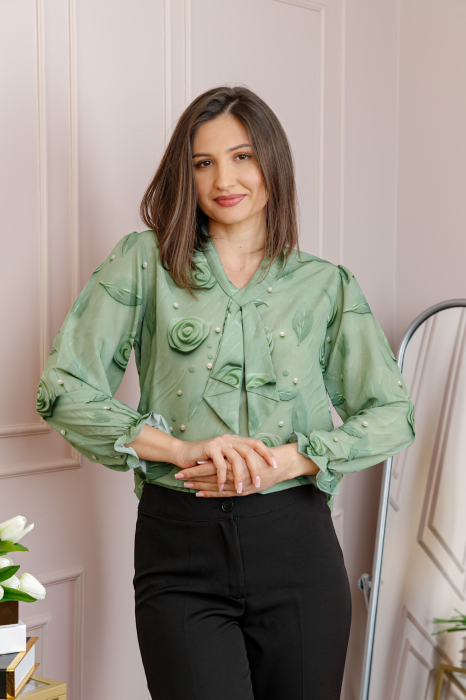 Bluza eleganta Sophie cu aplicatie tip cravata si imprimeu verde salvie [3]