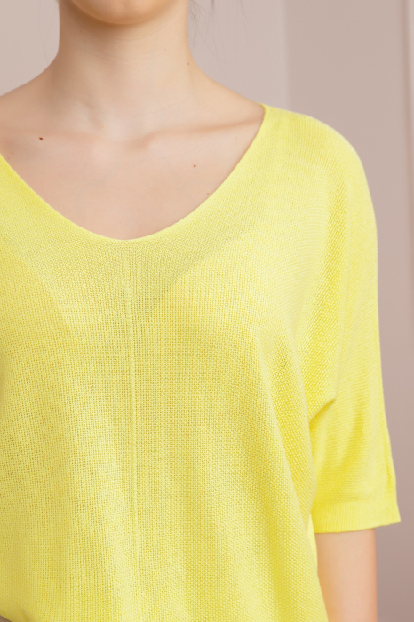 Bluza galbena cu maneci liliac [2]