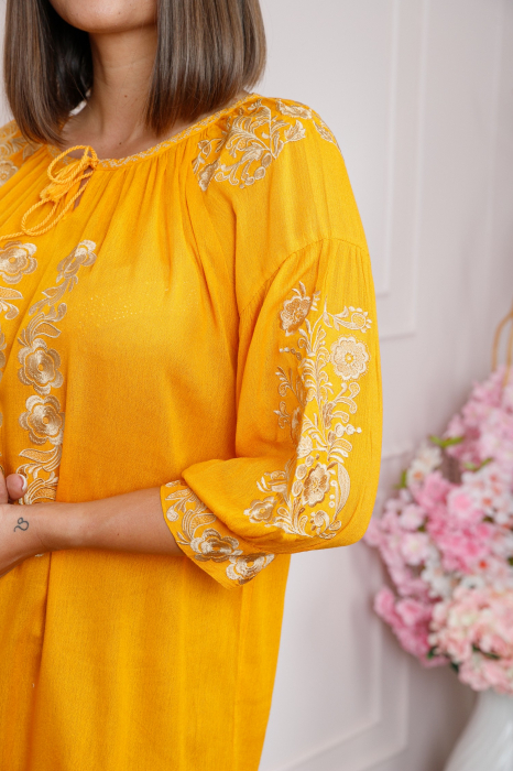 Bluza galbena cu motiv floral auriu Iasmina 07 - maneca scurta [2]