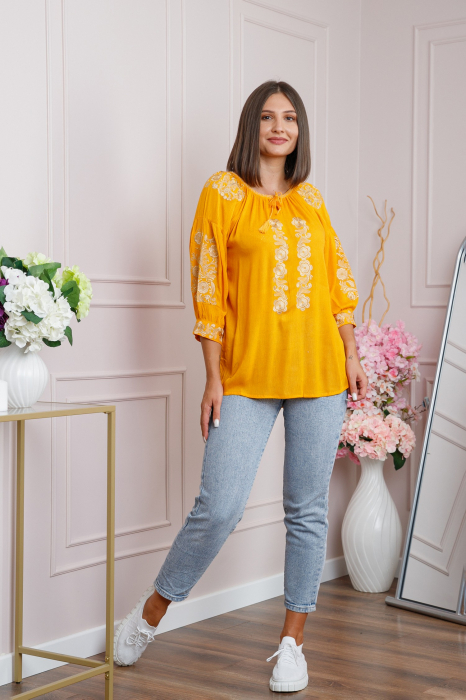 Bluza galbena cu motiv floral auriu Iasmina 07 - maneca scurta [4]
