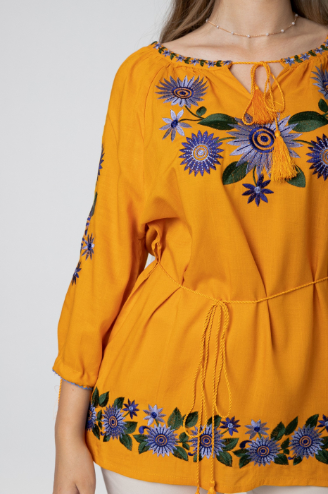 Bluza galbena cu motiv floral mov Catrinel 03 [2]