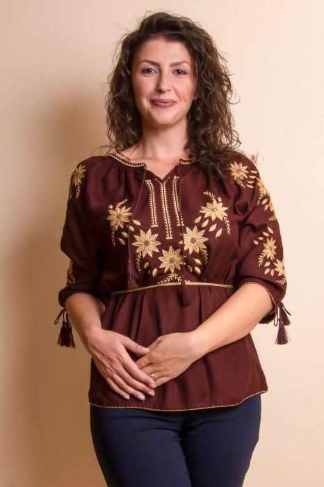 Bluza maro cu motiv floral auriu Aliona 03 [4]