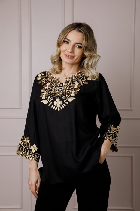 Bluza neagra cu motiv floral auriu Denisa