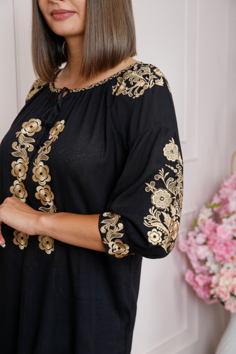 Bluza neagra cu motiv floral auriu Iasmina 08 [2]