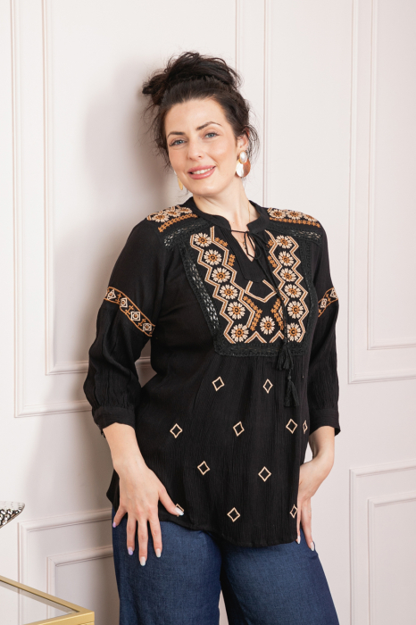 Bluza neagra cu motiv floral crem Miranda 02 [4]