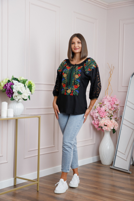 Bluza neagra cu motiv floral multicolor Simona 05 [4]