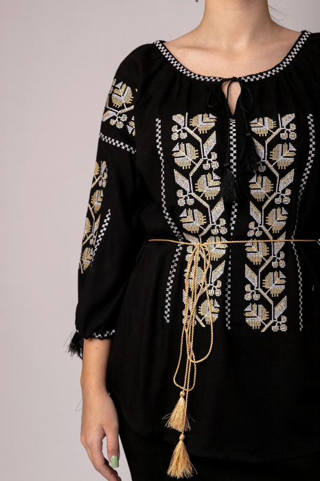 Bluza neagra cu motiv geometric auriu Ruxandra 01 [2]