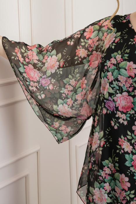 Bluza neagra din voal cu imprimeu floral si maneci fluture [2]