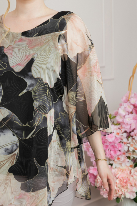 Bluza neagra din voal cu maneci largi si imprimeu floral [2]