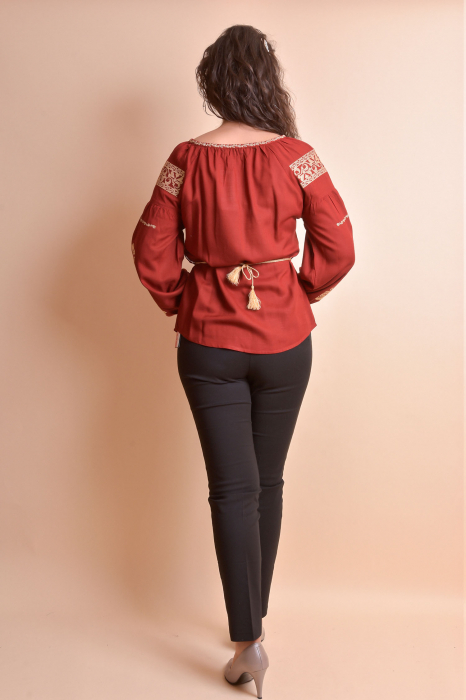 Bluza rosie cu motiv floral auriu Otilia 03 [8]